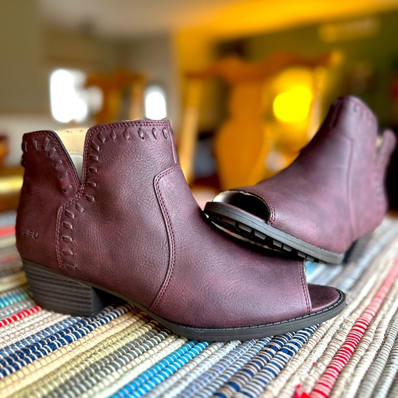 JBU Harper Open Toe Boots - Picture 1 of 9